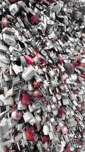 https://blainestonerphotography.com/625140/Love%20Locks%20Of%20Red.html